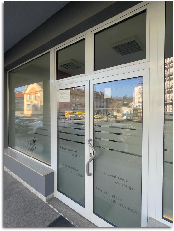 slika ulaza tvrtke Maksis